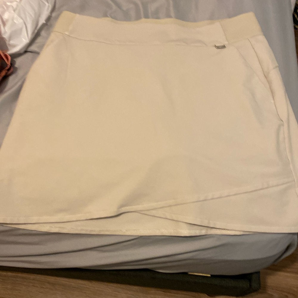 Skort